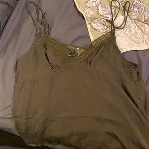 Silky green Princess Polly x Bella Fiori Tank!